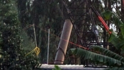 Vụ bé trai 10 tuổi ở Đồng Tháp: Đoạn thứ 2 trụ bê tông đã được đưa lên mặt đất