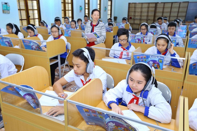 “Cùng nhau, chúng ta sẽ hoàn thành các mục tiêu đổi mới” “Cùng nhau, chúng ta sẽ hoàn thành các mục tiêu đổi mới”