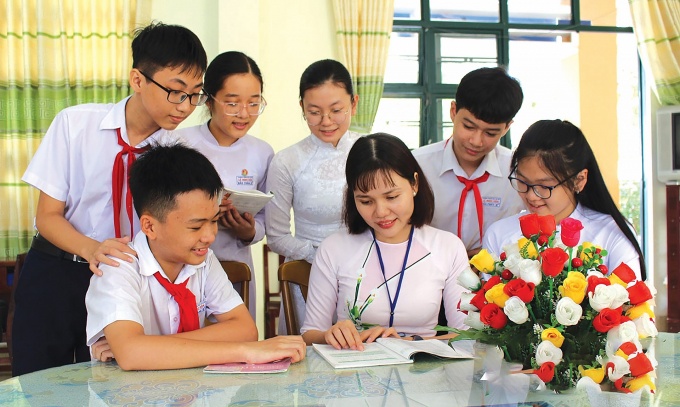 “Cùng nhau, chúng ta sẽ hoàn thành các mục tiêu đổi mới” “Cùng nhau, chúng ta sẽ hoàn thành các mục tiêu đổi mới”