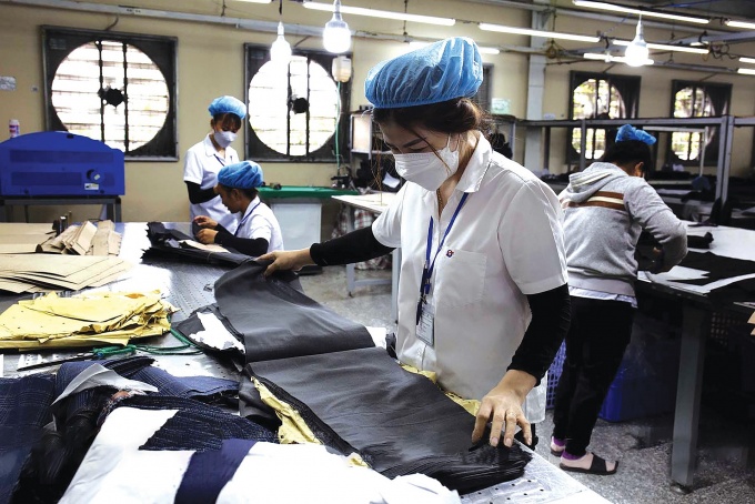 Năm mới vượt thoát khó khăn