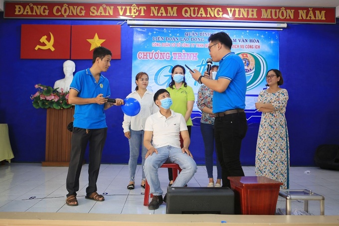 Tiếp tục xây dựng, nâng cao đời sống văn hóa tinh thần cho công nhân lao động Tiếp tục xây dựng, nâng cao đời sống văn hóa tinh thần cho công nhân lao động