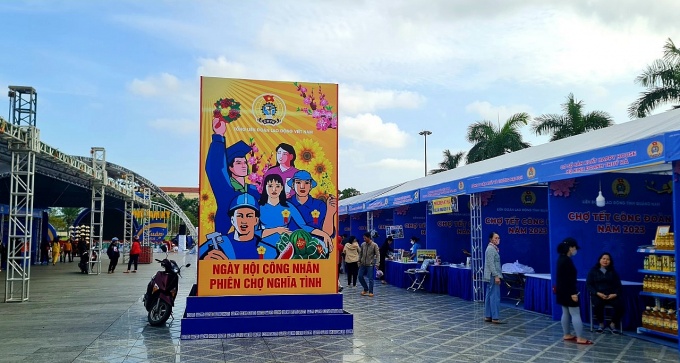Tưng bừng “Chợ Tết Công đoàn 2023”