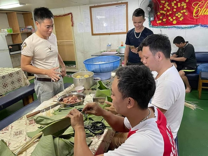 Thuyền viên và những mùa Xuân thường xuyên... xuống tàu Thuyền viên và những mùa Xuân thường xuyên... xuống tàu