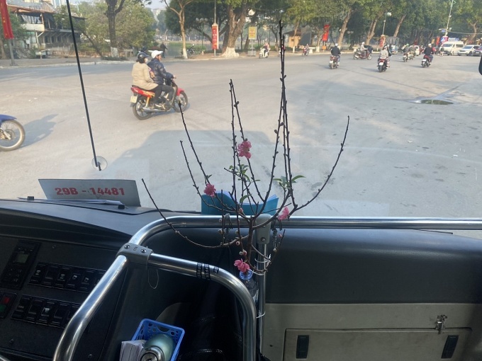 Những chuyến xe mang Tết về nhà Những chuyến xe mang Tết về nhà