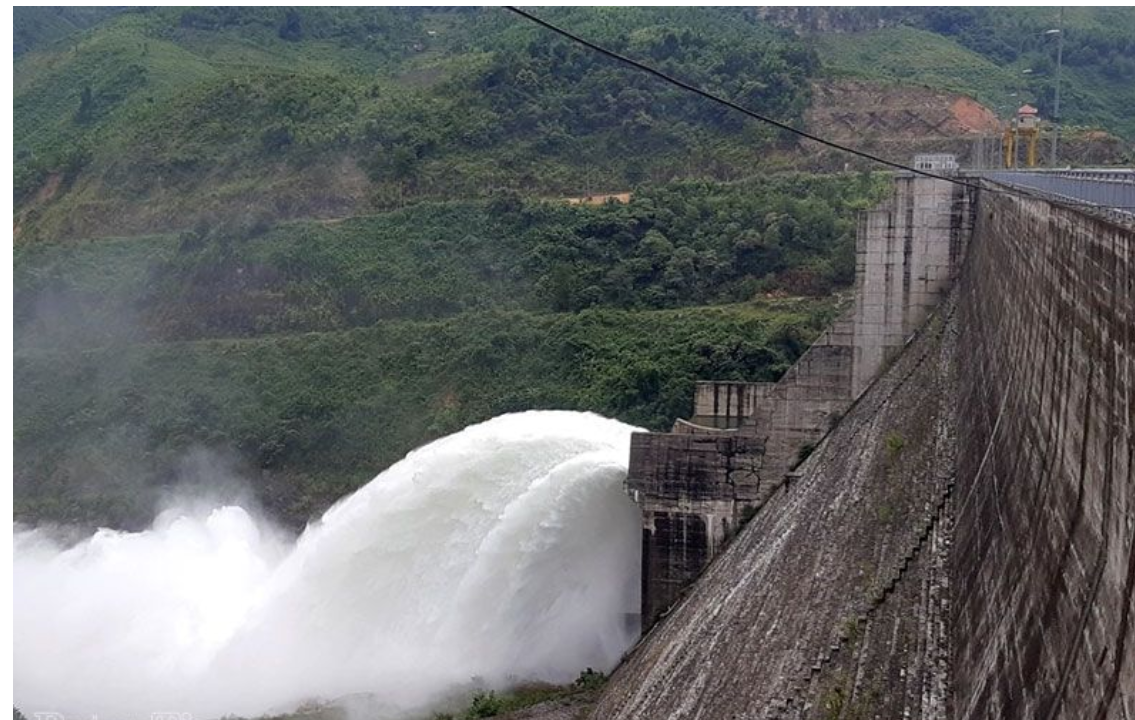 Người công nhân hân hoan đón Tết của người Kinh như đón Tết của dân tộc mình Người công nhân hân hoan đón Tết của người Kinh như đón Tết của dân tộc mình