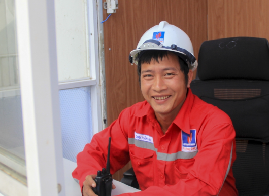 Người công nhân hân hoan đón Tết của người Kinh như đón Tết của dân tộc mình Người công nhân hân hoan đón Tết của người Kinh như đón Tết của dân tộc mình