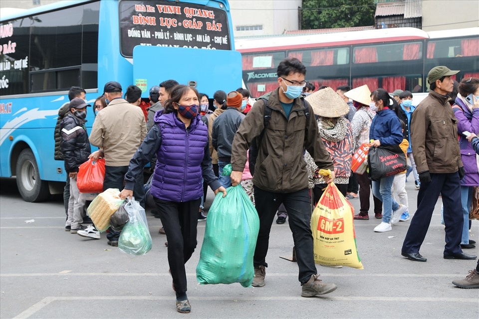 CNLĐ hối hả trở lại sau kỳ nghỉ Tết: Chỉ mong việc làm, thu nhập ổn định CNLĐ hối hả trở lại sau kỳ nghỉ Tết: Chỉ mong việc làm, thu nhập ổn định