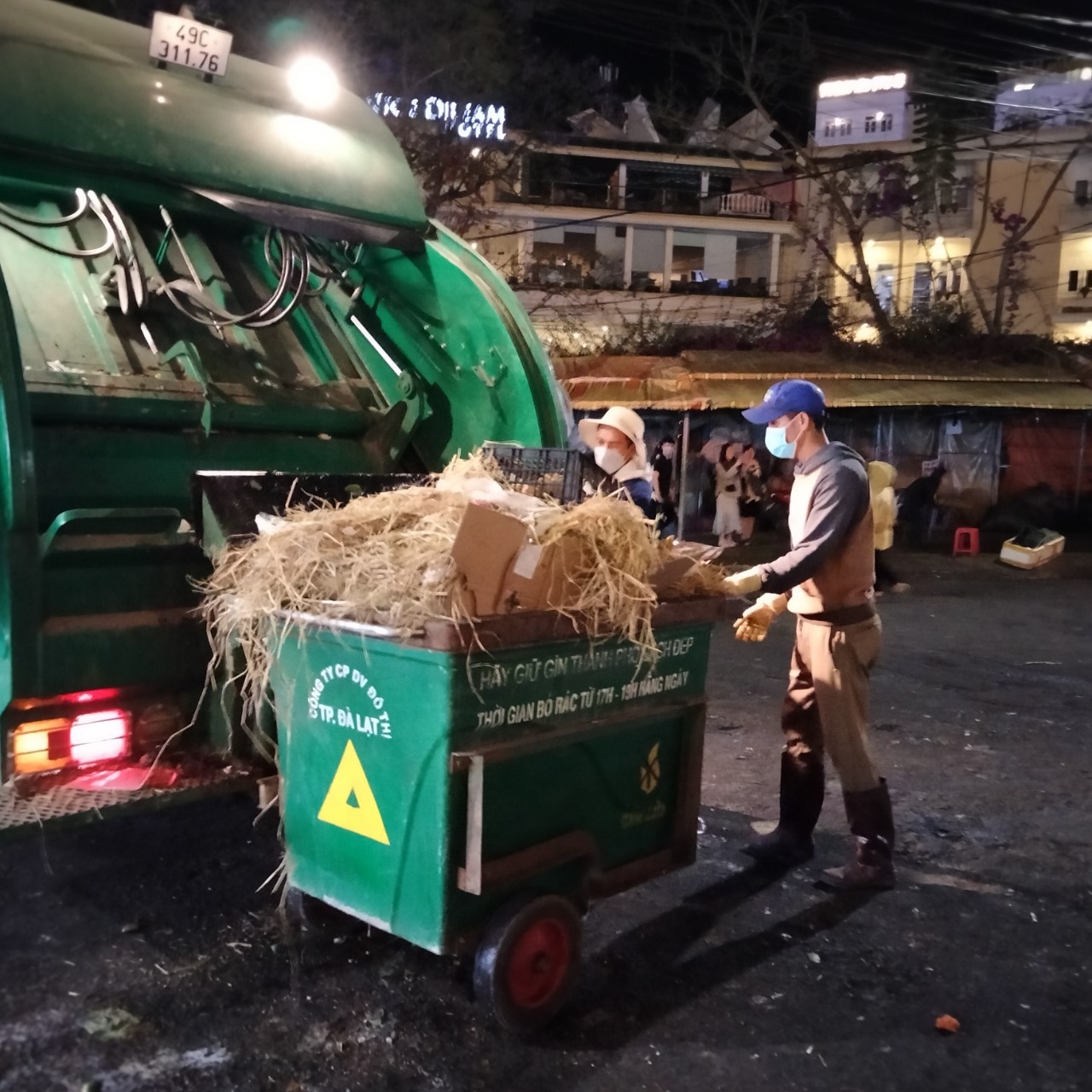 Những người quên mình cho đường phố Đà Lạt “xanh - sạch - đẹp” ngày Tết