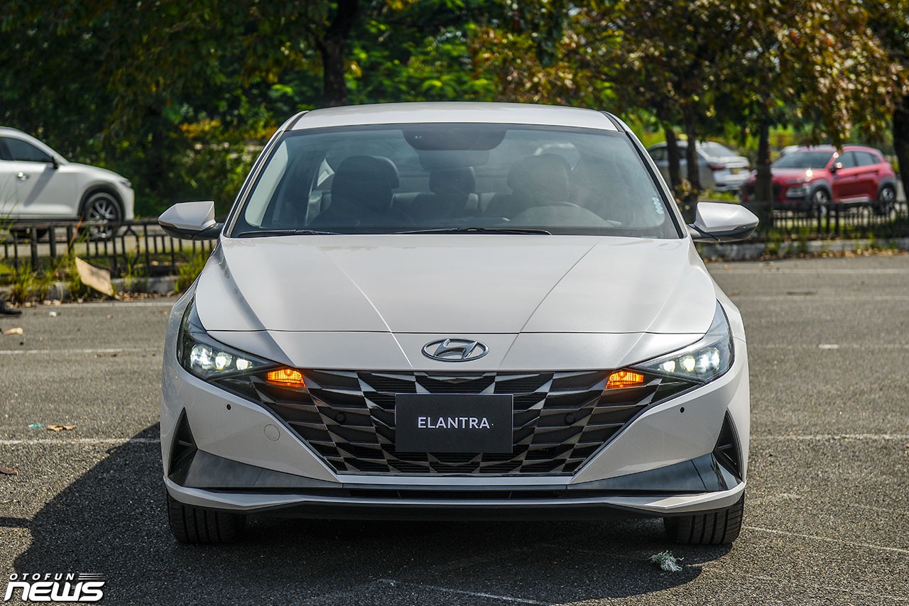 Honda CR-V và Honda City ưu đãi 100% lệ phí trước bạ trong tháng 2/2023 Honda CR-V và Honda City ưu đãi 100% lệ phí trước bạ trong tháng 2/2023