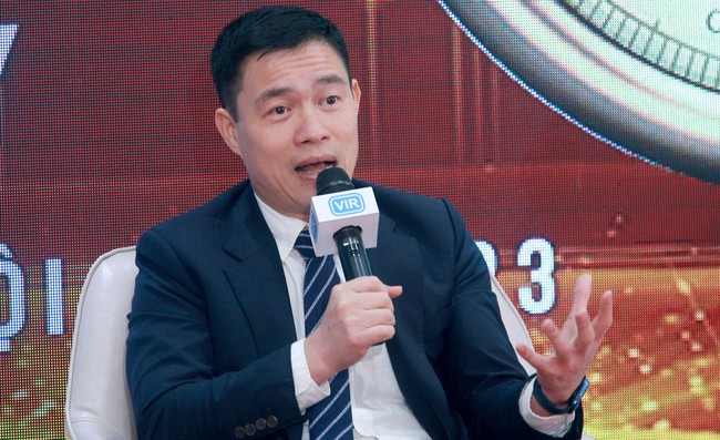 Thị trường chứng khoán giai đoạn rủi ro: &quot;Cái khó ló cái khôn&quot;? ảnh 2