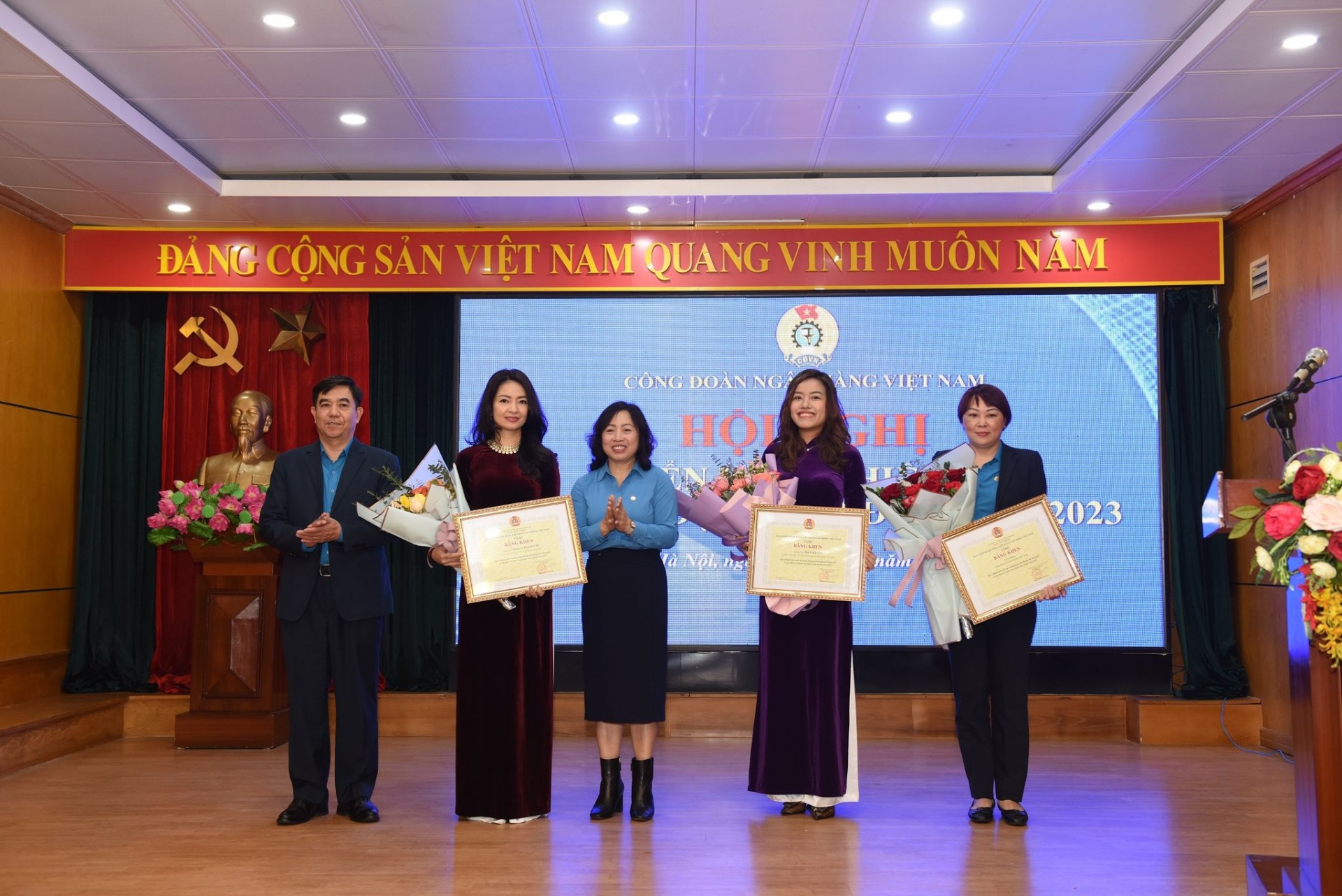 Công đoàn Ngân hàng Việt Nam: Triển khai hiệu quả các nhiệm vụ trọng tâm năm 2023