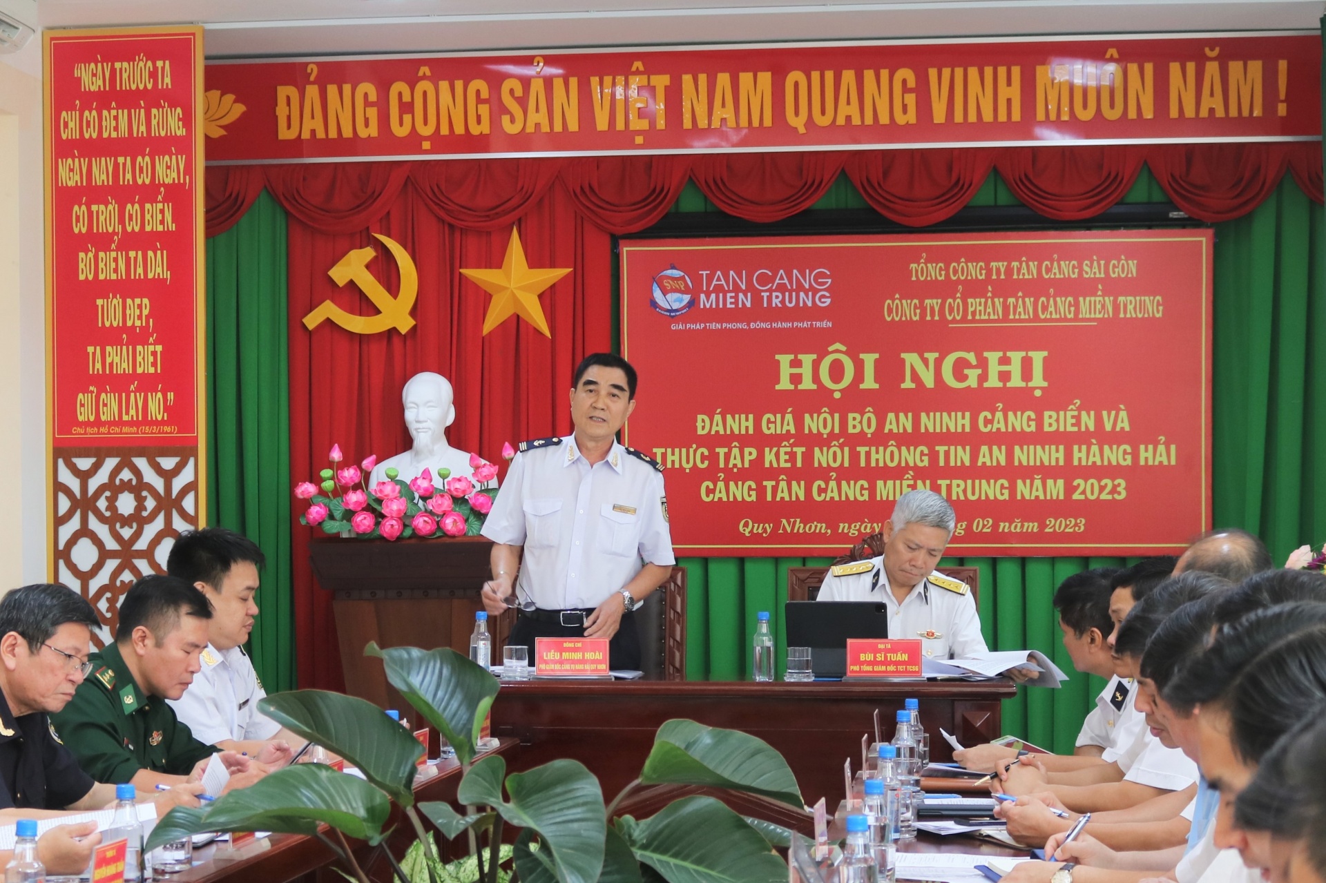 Phối hợp bảo đảm an ninh, an toàn tại cảng biển miền Trung Phối hợp bảo đảm an ninh, an toàn tại cảng biển miền Trung