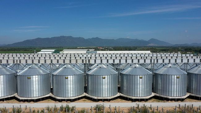 Nhà máy gạo lớn nhất Đông Nam Á hoạt động ảnh hưởng gì đến thị trường lúa gạo nội địa? Nhà máy gạo lớn nhất Đông Nam Á hoạt động ảnh hưởng gì đến thị trường lúa gạo nội địa? ảnh 1