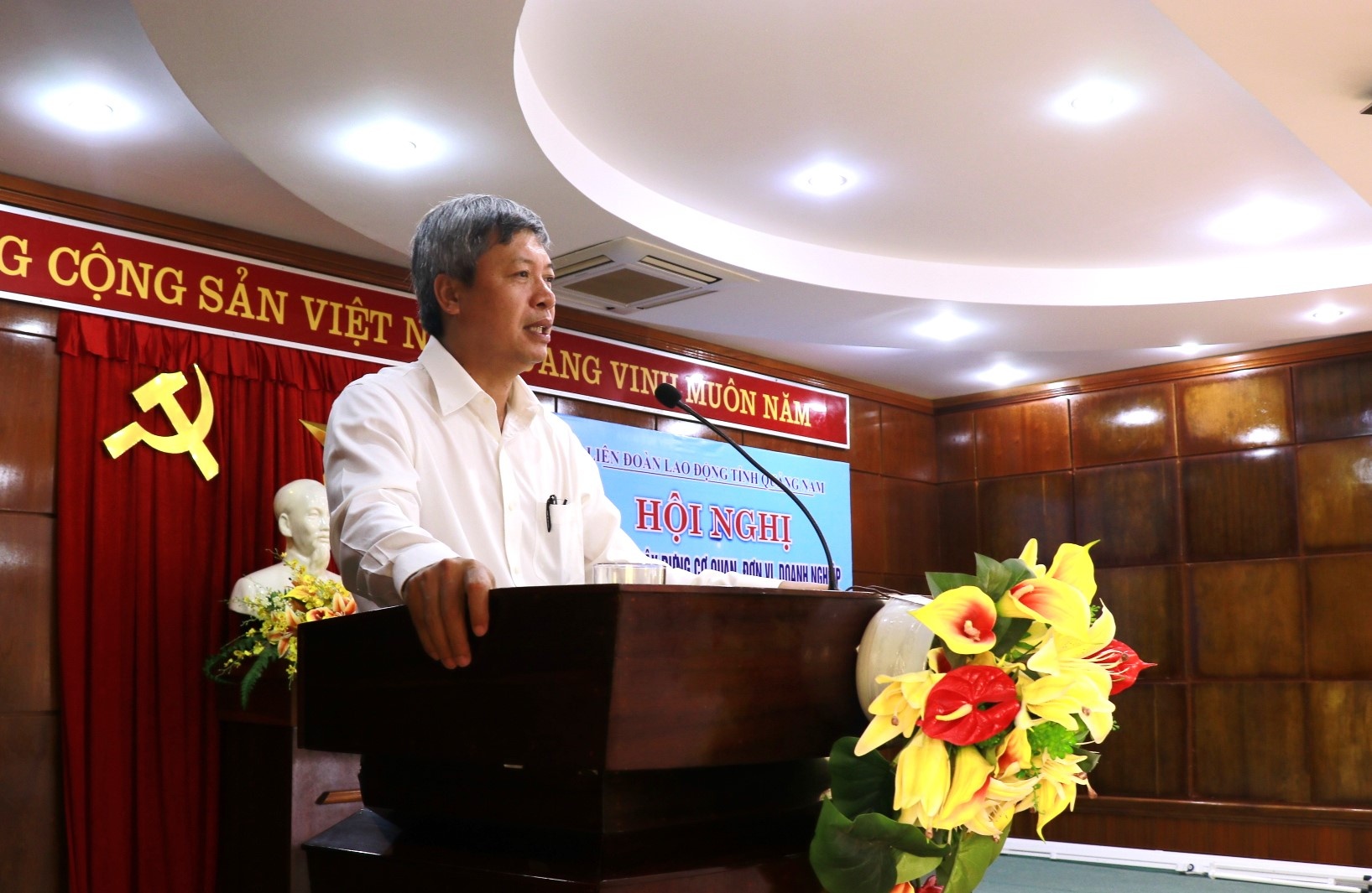 LĐLĐ tỉnh Quảng Nam triển khai xây dựng cơ quan, đơn vị, doanh nghiệp đạt chuẩn văn hóa