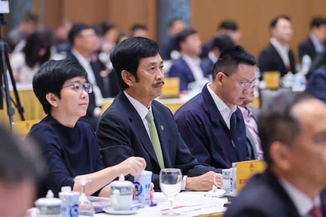 Thủ tướng: Phải tìm điểm cần bằng giữa cung và cầu cho thị trường bất động sản