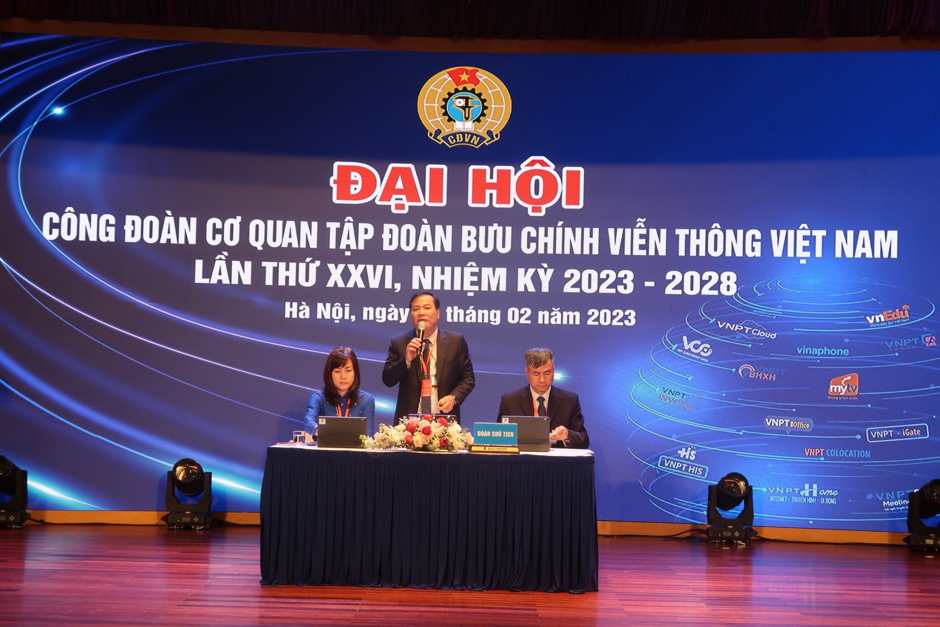 Công đoàn Cơ quan Tập đoàn VNPT: Tạo niềm tin, quyết tâm mới và khí thế thi đua sôi nổi Công đoàn Cơ quan Tập đoàn VNPT: Tạo niềm tin, quyết tâm mới và khí thế thi đua sôi nổi