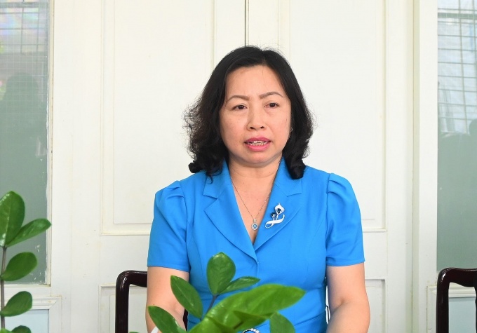 Phó Chủ tịch Tổng LĐLĐ VN - Thái Thu Xương làm việc với LĐLĐ tỉnh Bến Tre