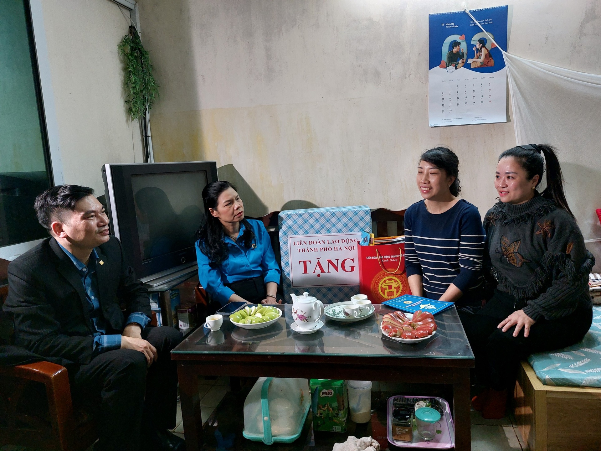 Gửi yêu thương đến nữ công nhân lao động có hoàn cảnh khó khăn Gửi yêu thương đến nữ công nhân lao động có hoàn cảnh khó khăn