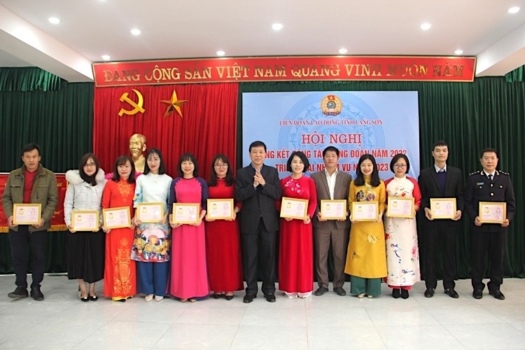 Công đoàn Lạng Sơn chủ động chăm lo đời sống cho người lao động