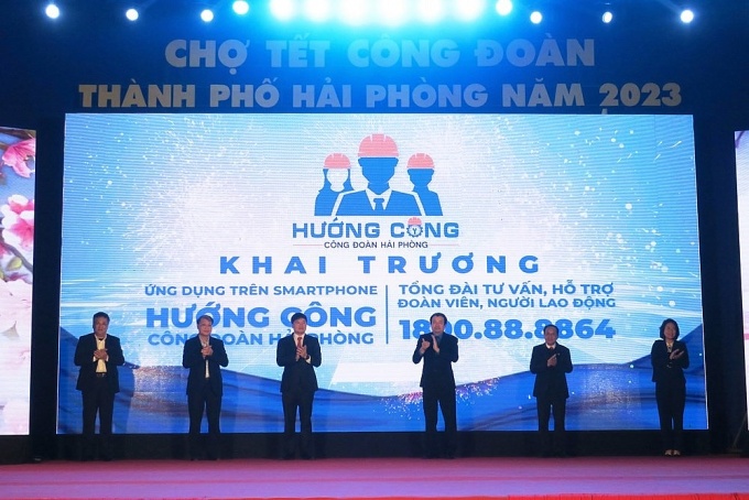App “Hướng Công - Công đoàn Hải Phòng” với 15 chức năng, nắm bắt dư luận đoàn viên App “Hướng Công - Công đoàn Hải Phòng” với 15 chức năng, nắm bắt dư luận đoàn viên