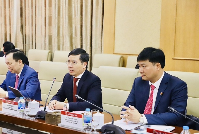 Cán bộ, nhân viên y tế được vay tín dụng với lãi suất ưu đãi Cán bộ, nhân viên y tế được vay tín dụng với lãi suất ưu đãi