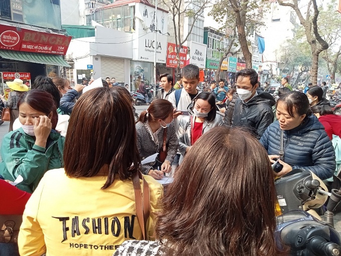 Con lên 9 tuổi vẫn chưa nhận được tiền thai sản do công ty nợ BHXH