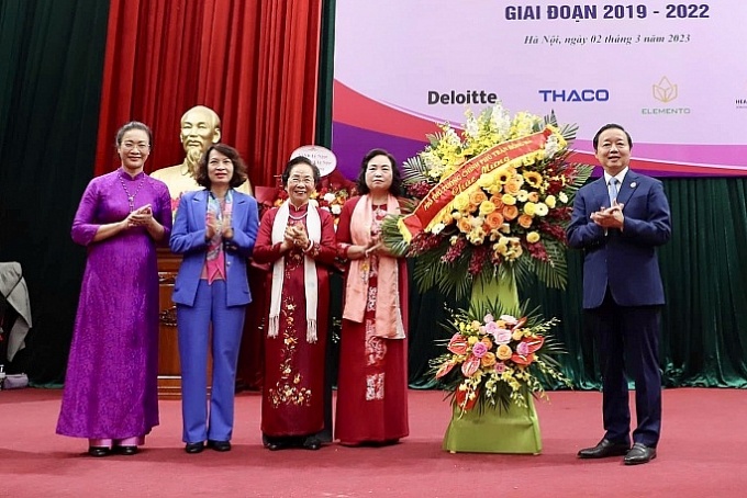 Vinh danh 51 nữ trí thức tiêu biểu ngành Y