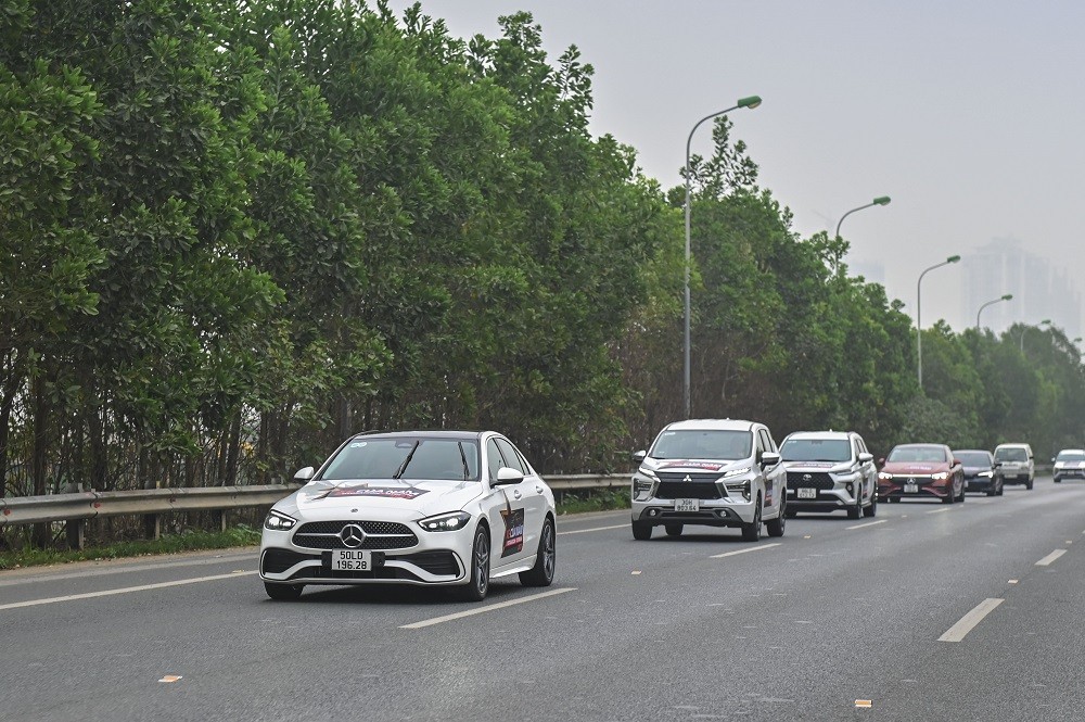 Hội đồng giám khảo XE CỦA NĂM 2023 đánh giá cao chương trình lái thử xe Hội đồng giám khảo XE CỦA NĂM 2023 đánh giá cao chương trình lái thử xe