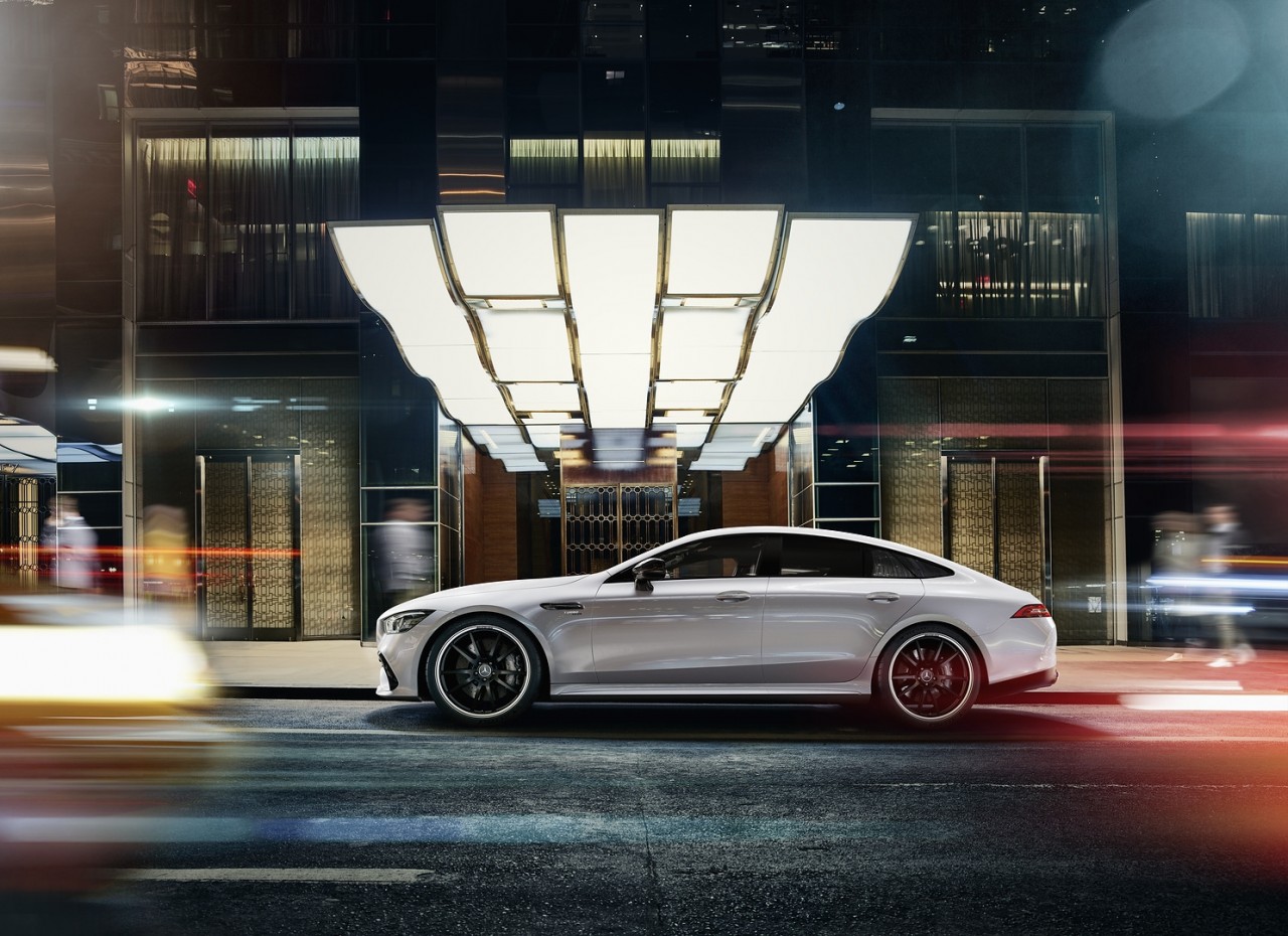 Mercedes-Benz tặng gói bảo hiểm MBI đến 150 triệu đồng cho khách mua xe