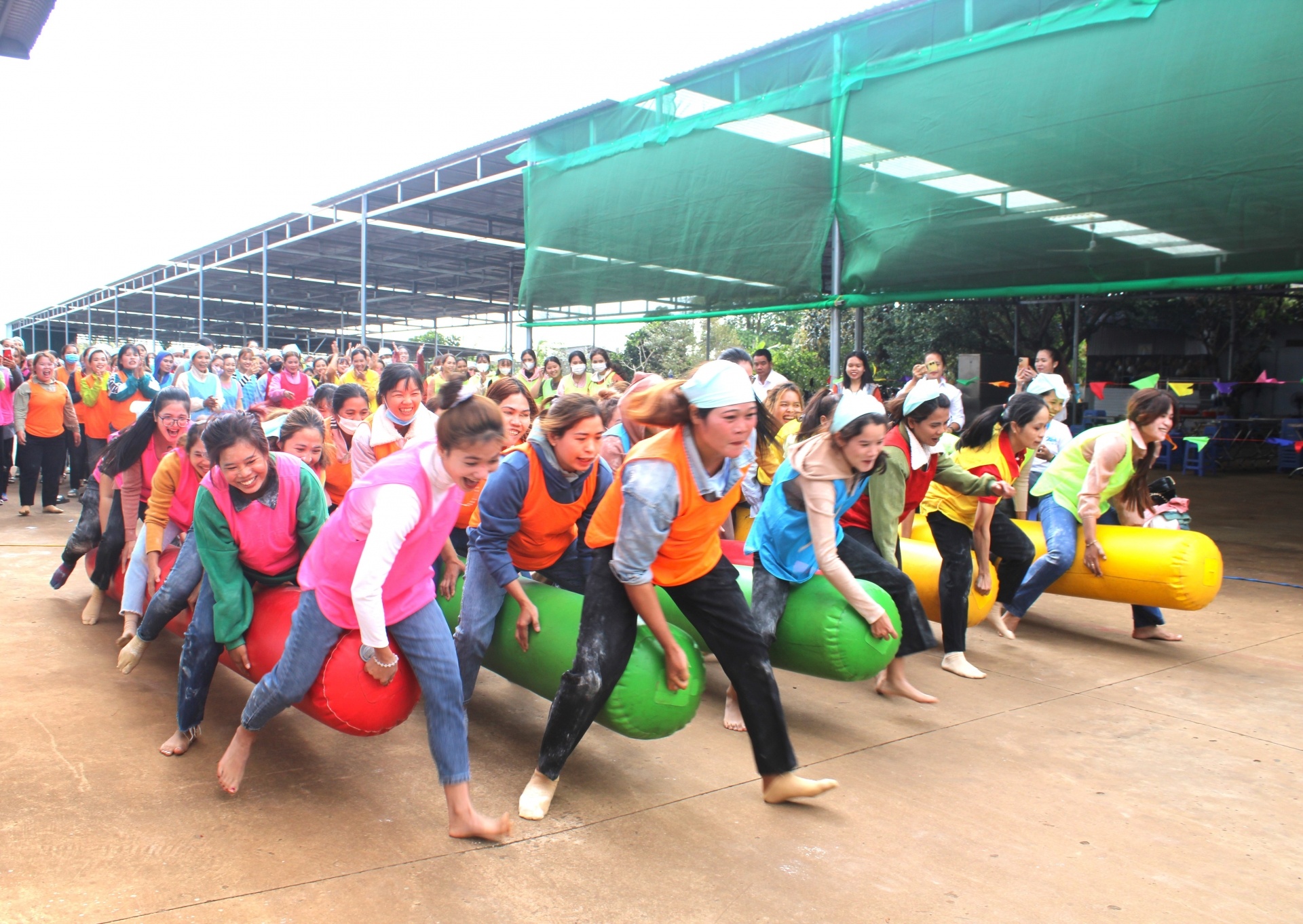 Đắk Lắk: Chương trình nữ công nhân lao động “Tự tin- Năng động - Sáng tạo”, sôi nổi và ý nghĩa