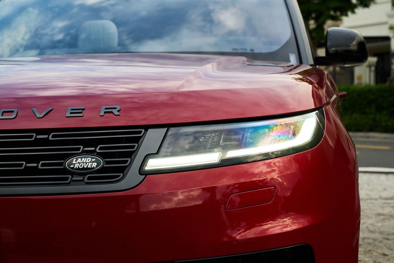 Cận cảnh Range Rover Sport First Edition vừa ra mắt tại Việt Nam