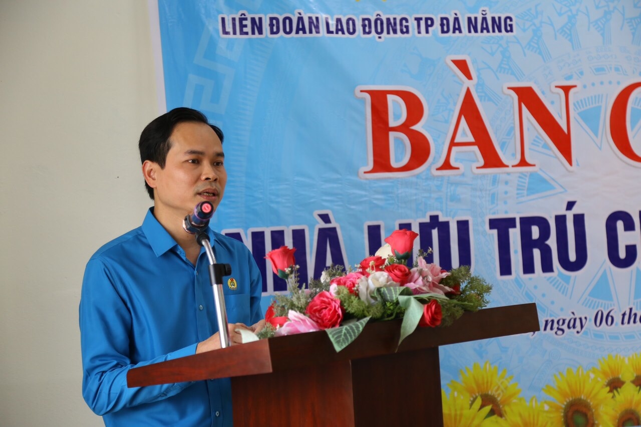 Đà Nẵng: Bàn giao nhà lưu trú hơn 1,4 tỷ đồng cho giáo viên miền núi Đà Nẵng: Bàn giao nhà lưu trú hơn 1,4 tỷ đồng cho giáo viên miền núi