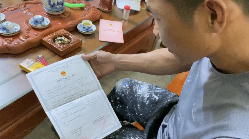 Gia đình nữ công nhân Haprosimex qua đời vì ung thư máu đã nhận được tiền tử tuất Gia đình nữ công nhân Haprosimex qua đời vì ung thư máu đã nhận được tiền tử tuất