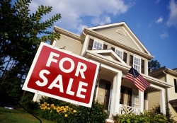 Lãi suất cao khiến người mua chùn tay, thị trường bất động sản Mỹ hạ nhiệt