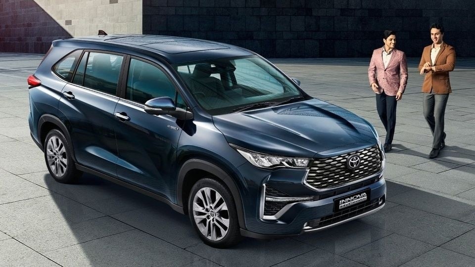 Toyota Innova 2023 tăng giá bán Toyota Innova 2023 tăng giá bán