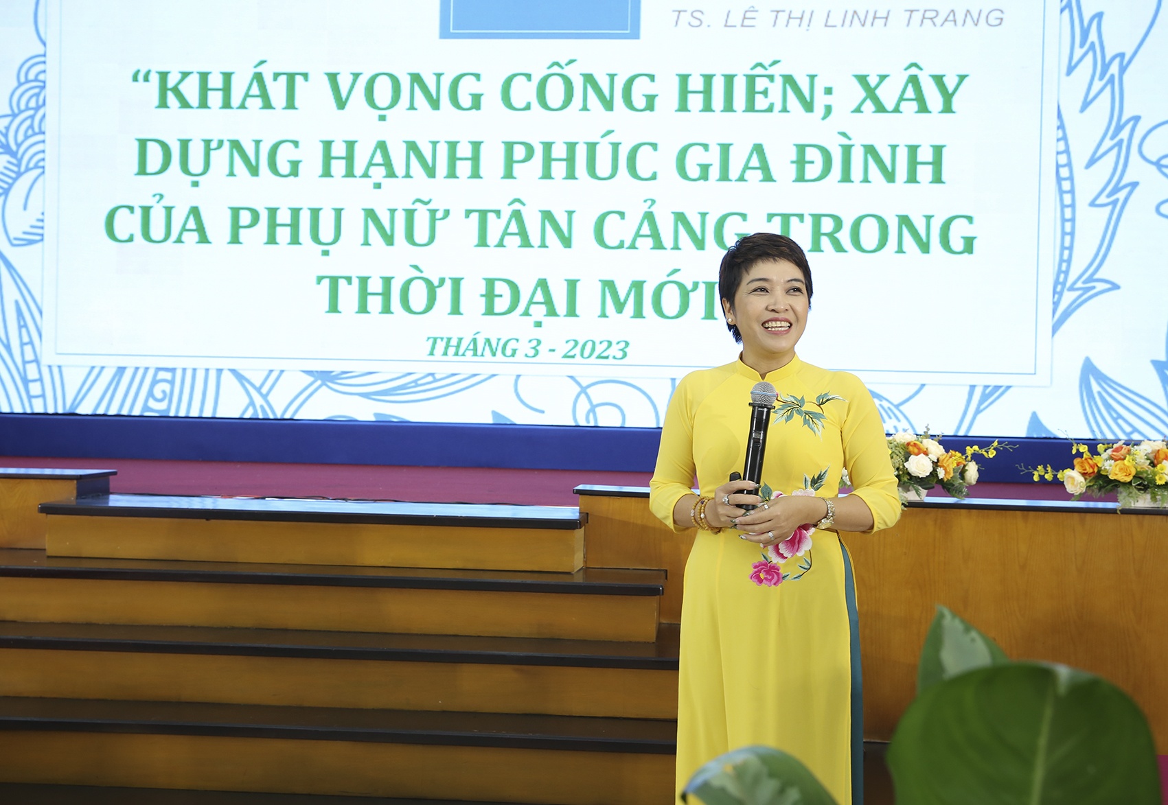 Phụ nữ Tân cảng Sài Gòn khát vọng cống hiến, xây dựng gia đình hạnh phúc Phụ nữ Tân cảng Sài Gòn khát vọng cống hiến, xây dựng gia đình hạnh phúc