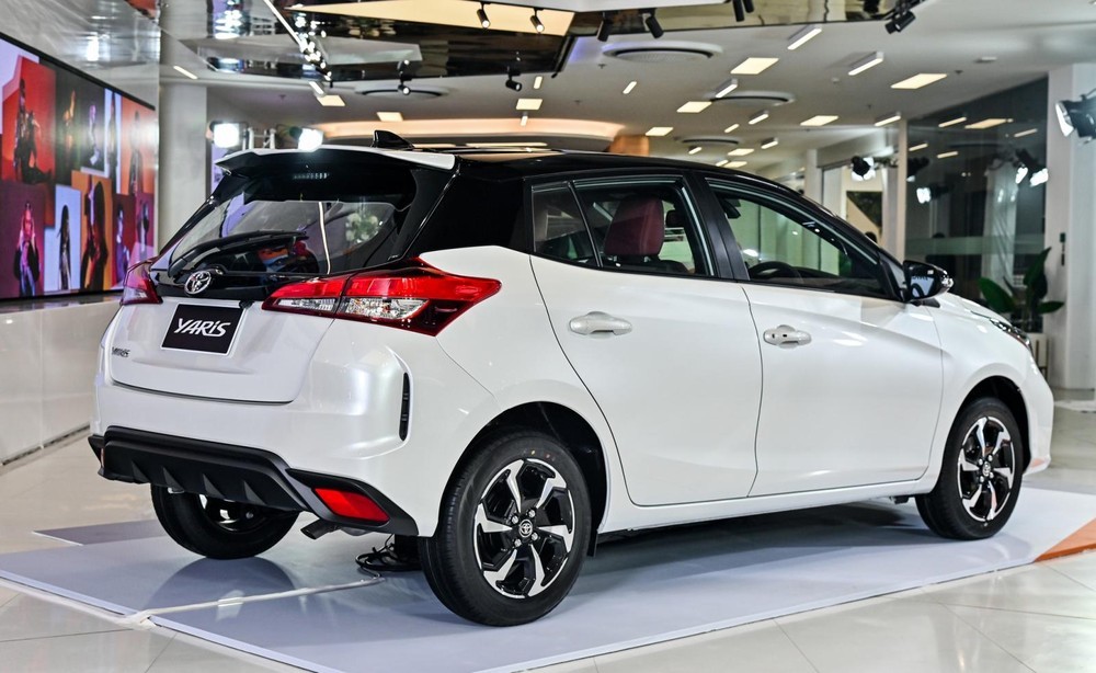 Toyota Yaris 2023 thiết kế đầu xe giống hệt Vios sắp về Việt Nam Toyota Yaris 2023 thiết kế đầu xe giống hệt Vios sắp về Việt Nam