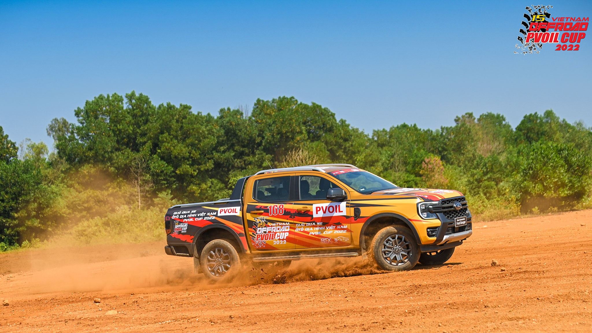 Ford Ranger chiếm thế áp đảo phân khúc bán tải tại Xe của năm 2023