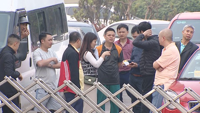 Bộ Giao thông Vận tải kiến nghị cơ chế đặc thù &quot;gỡ&quot; ùn tắc đăng kiểm ảnh 1