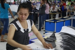 Vợ sinh đôi thì lao động nam có tham gia Bảo hiểm xã hội được nghỉ bao nhiêu ngày?