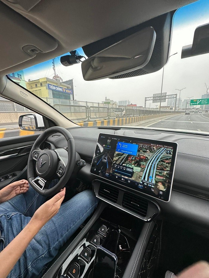 Người dùng đánh giá VinFast VF8: Lần đầu lái xe nói chung là nhàn Người dùng đánh giá VinFast VF8: Lần đầu lái xe nói chung là nhàn