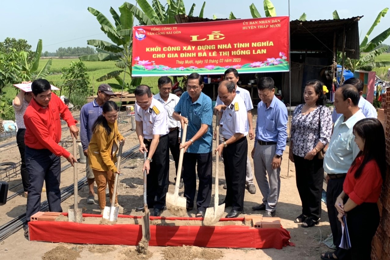 Tổng công ty Tân Cảng Sài Gòn xây dựng nhà tình nghĩa tại Thái Bình, Đồng Tháp Tổng công ty Tân Cảng Sài Gòn xây dựng nhà tình nghĩa tại Thái Bình, Đồng Tháp