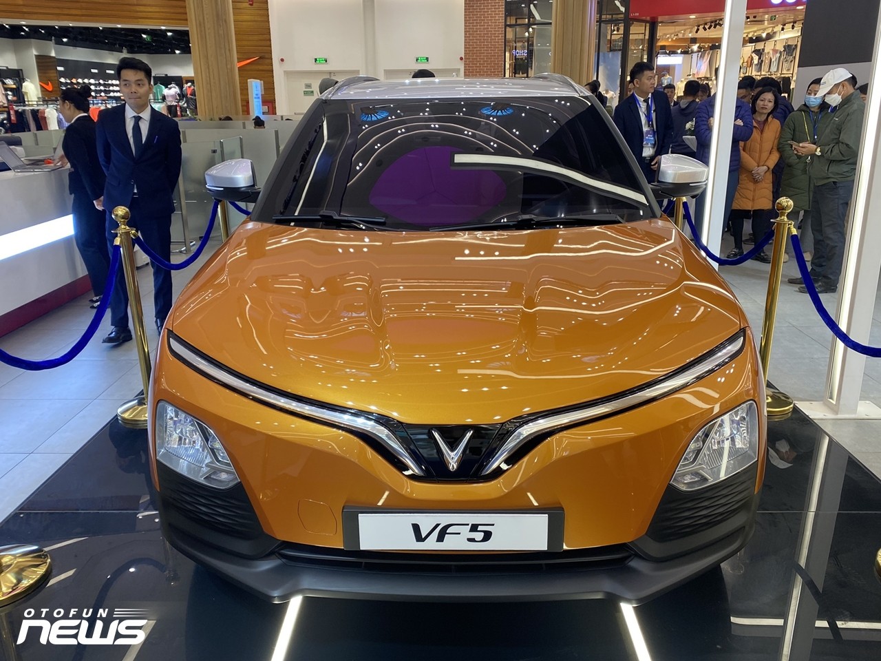 So sánh 2 mẫu xe điện hot nhất hiện nay: VinFast VF5 Plus và VF e34 So sánh 2 mẫu xe điện hot nhất hiện nay: VinFast VF5 Plus và VF e34