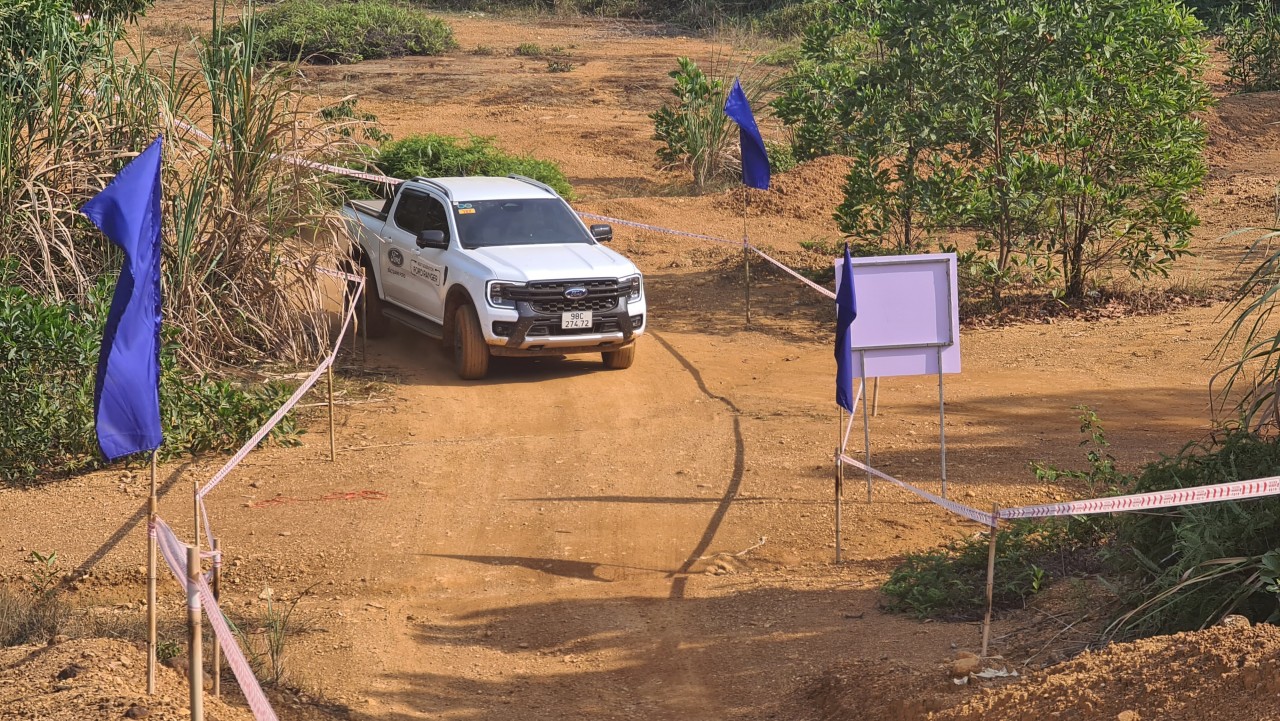 Doanh số Ford Ranger tháng 2 gấp 4 lần cả phân khúc cộng lại