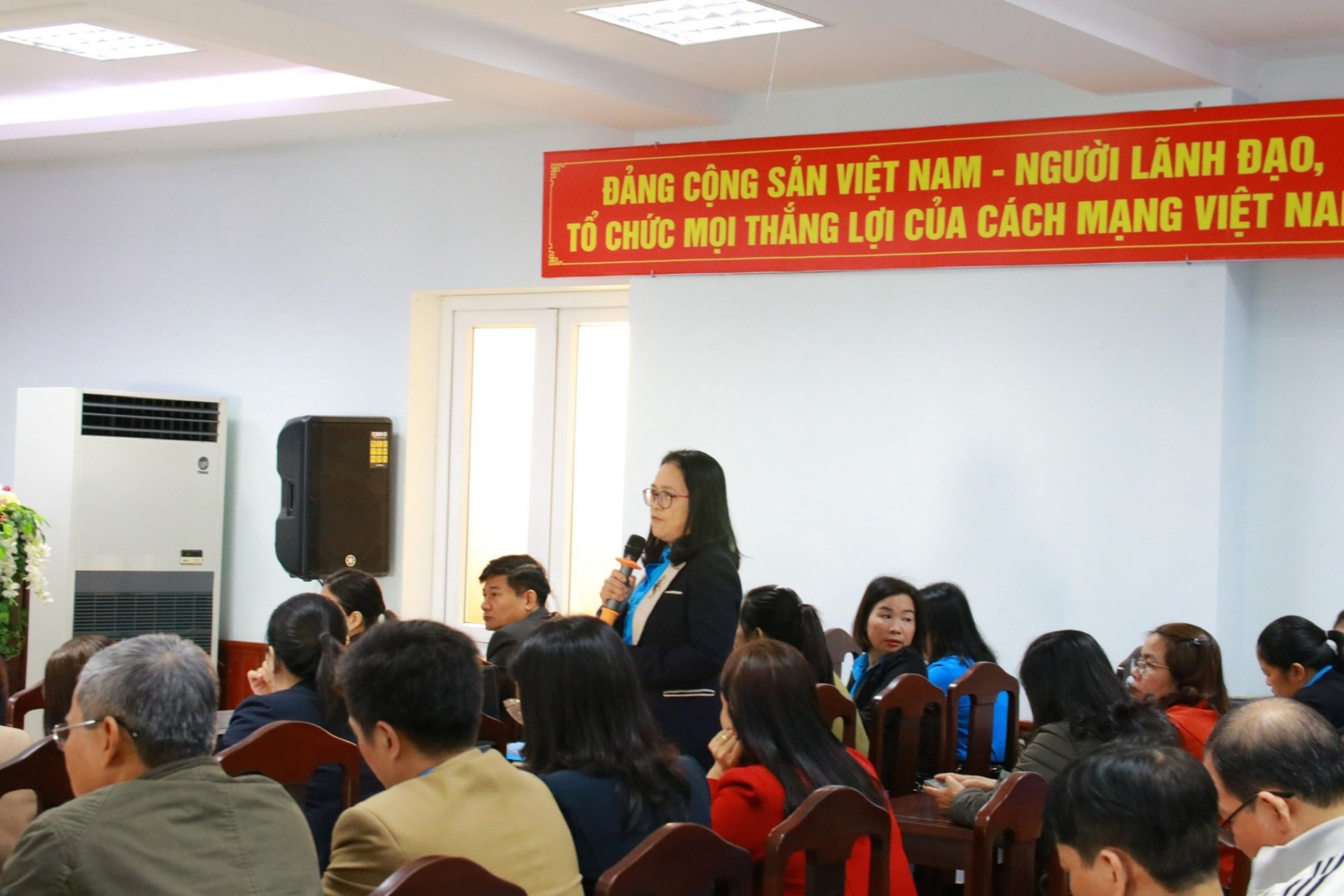 LĐLĐ tỉnh Thừa Thiên Huế: Tập huấn việc xây dựng cơ quan, đơn vị, doanh nghiệp văn hóa LĐLĐ tỉnh Thừa Thiên Huế: Tập huấn việc xây dựng cơ quan, đơn vị, doanh nghiệp văn hóa