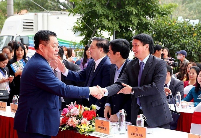 Bạn đọc trân quý từng ấn phẩm Tạp chí Lao động và Công đoàn tại Hội báo Toàn quốc 2023