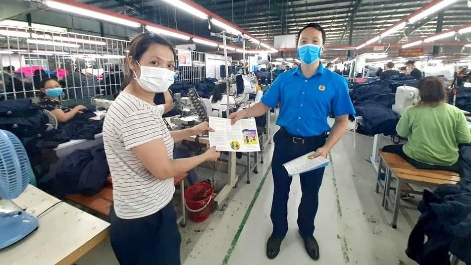 Nâng cao nhận thức của các cấp công đoàn về đổi mới công tác pháp luật