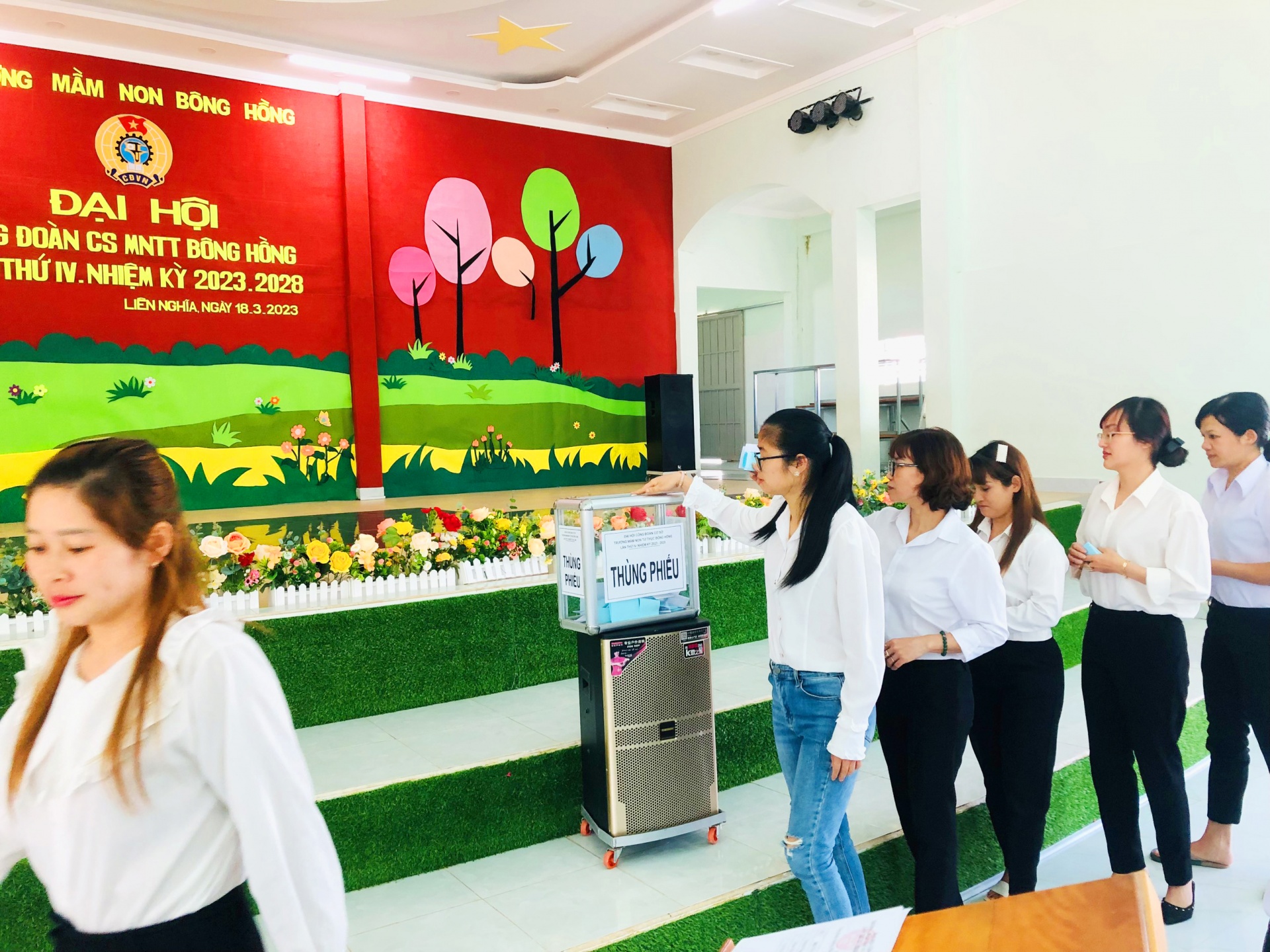 Ngày hội của đoàn viên ở Công đoàn Trường Mầm non tư thục Bông Hồng Ngày hội của đoàn viên ở Công đoàn Trường Mầm non tư thục Bông Hồng