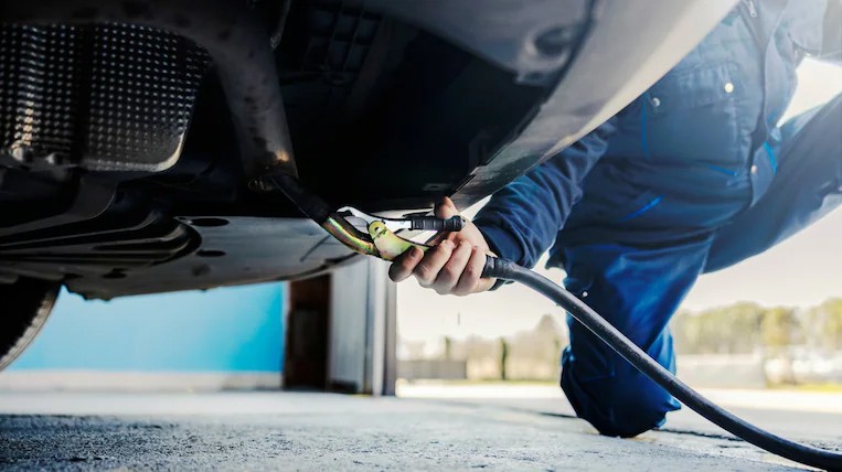 Malaysia: Không đăng kiểm xe cá nhân, trừ trường hợp sang tên Malaysia: Không đăng kiểm xe cá nhân, trừ trường hợp sang tên