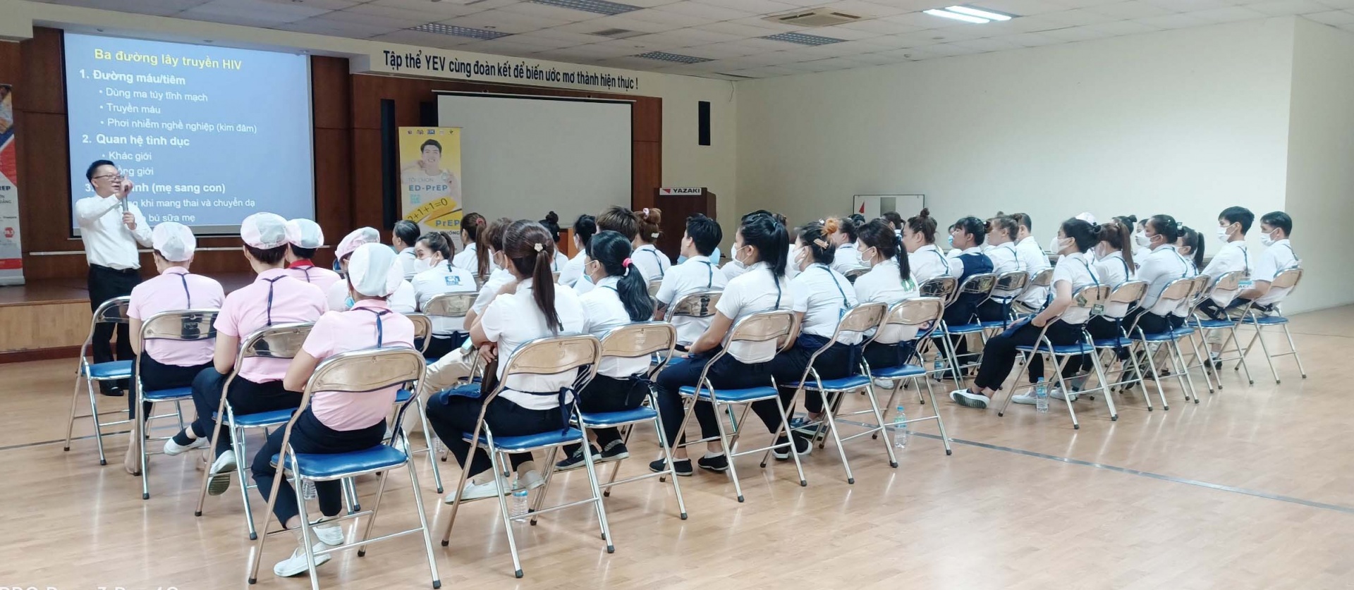 Trang bị kiến thức để công nhân lao động phòng, ngừa HIV/AIDS